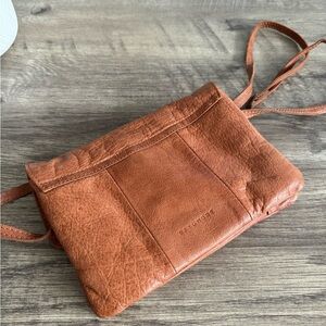 Day and mood crossbody